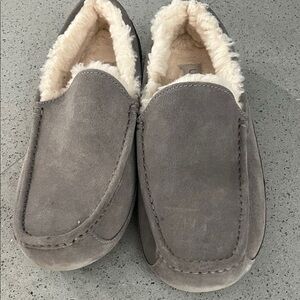UGG Men's Ascot Suede Charcoal Suede Slippers with Plush Lining